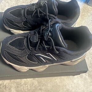 New Balance Kids' Black and Gray Sneakers